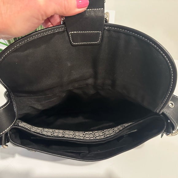 COACH Black Leather Gray Jacquard Signature Canvas Soho Hobo Bag (F042-6808) - Picture 5 of 8